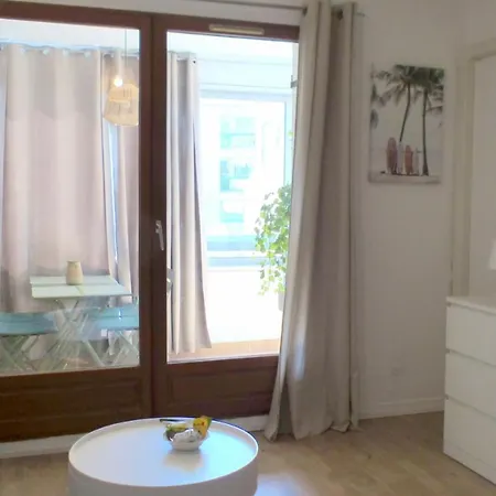 Apartment Flat With Pool And Terrace In